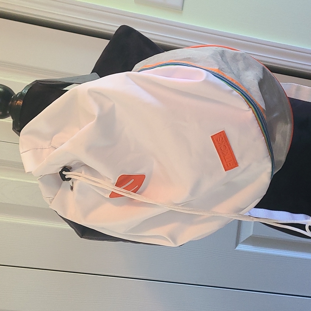 Fitkicks Bucket style Backpack